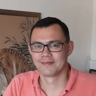 Alexander Pak, Gründer & Fulfillment