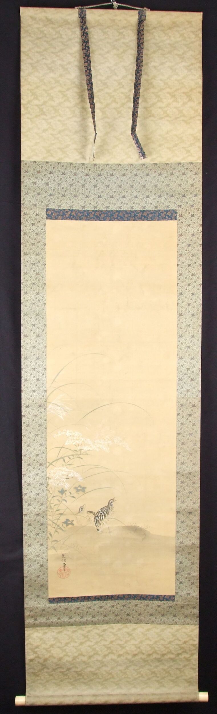 Kakemono Wachteln im Herbstgras von Kano Toshun Yoshinobu in voller gerahmter Ansicht
