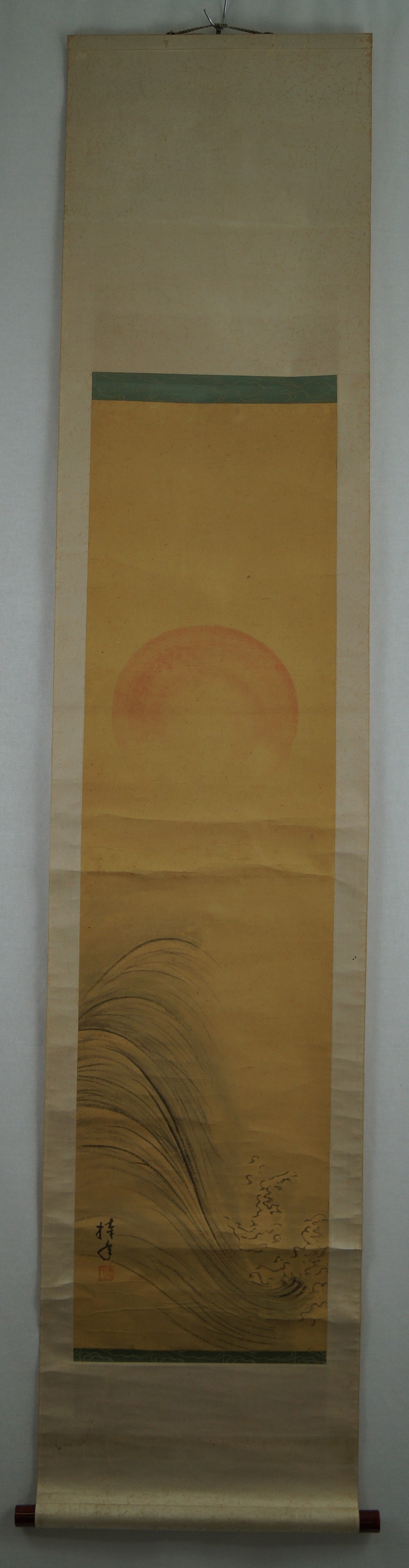 Rising Sun Full View Hanging Scroll