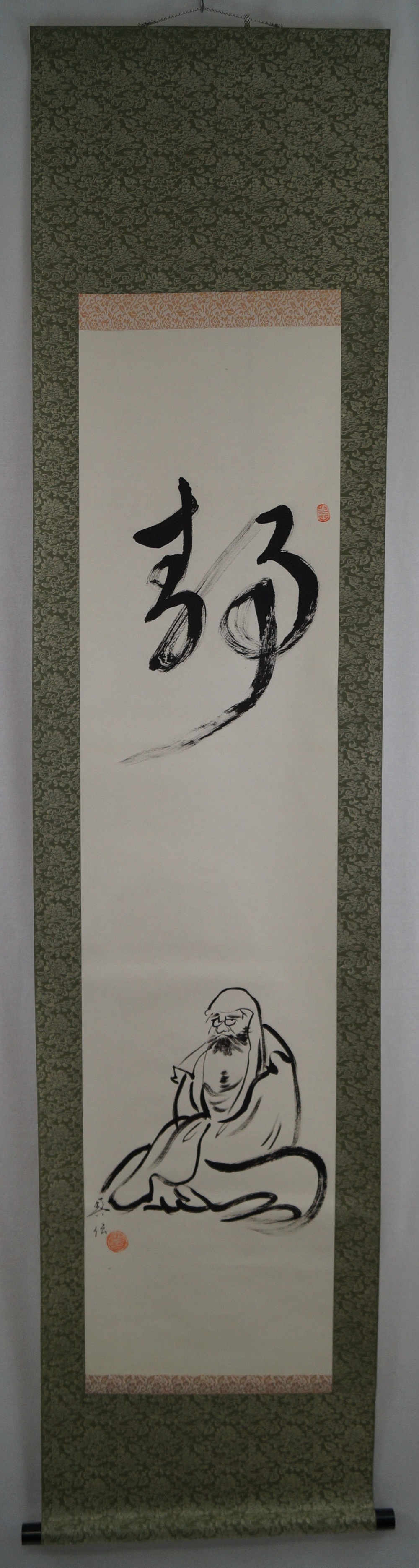Bodhidharma Daruma kakejiku vista d'insieme rotolo verticale