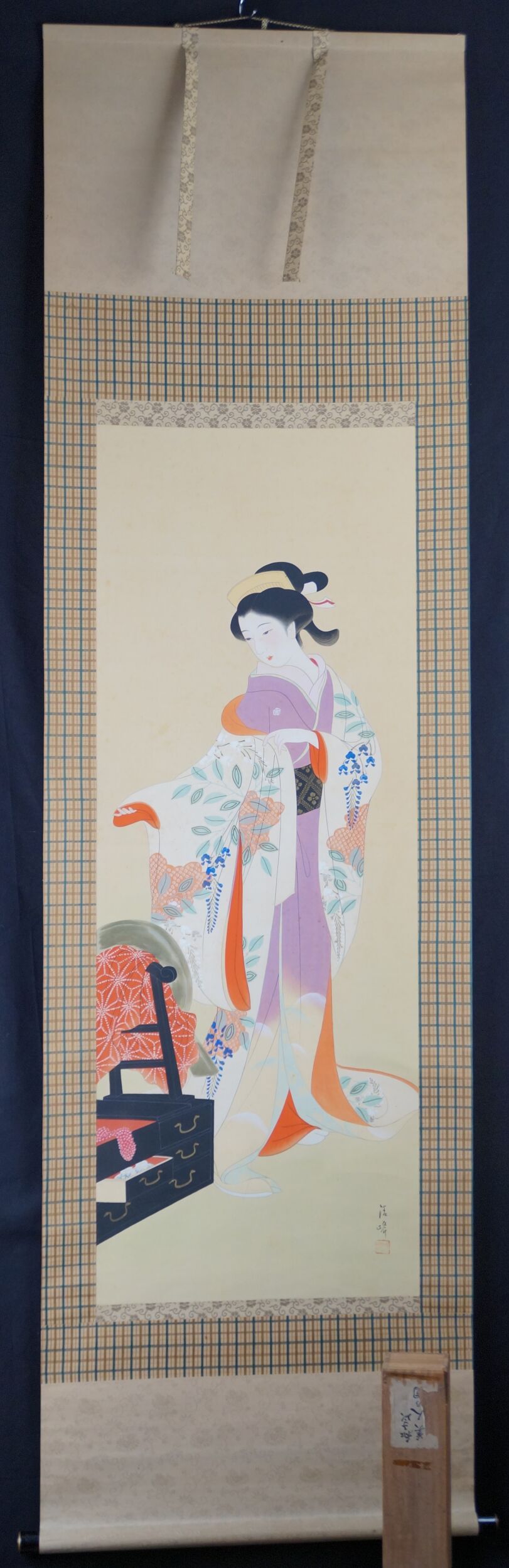 Hanging Scroll Young Woman in Front of Her Kimono Cabinet by Seifune in Full Mounted View with Storage Box